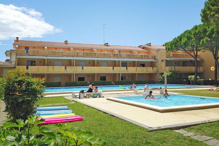 Resort per 5 persone, con Balcone e Piscina per bambini nonché Piscina in 