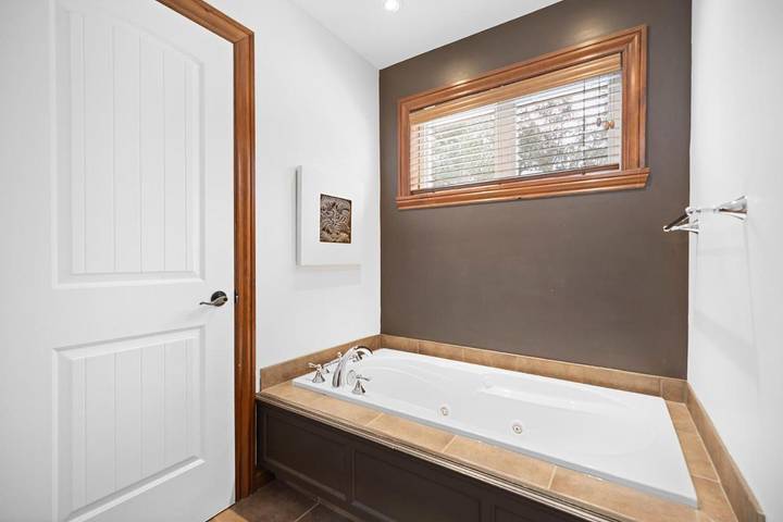 Location de vacances pour 6 personnes, avec terrasse et jardin dans Mont-Tremblant - 2