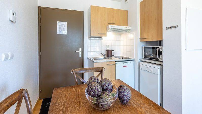 Studio entier, Studio pour 2 personnes avec balcon in Eppe-Sauvage, Avesnes-sur-Helpe