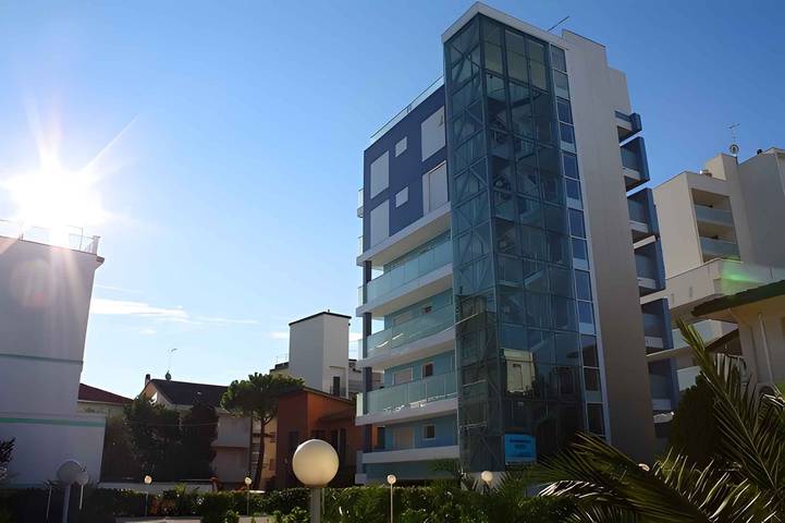 Ferienwohnung für 4 Personen, mit Balkon in Lignano Sabbiadoro