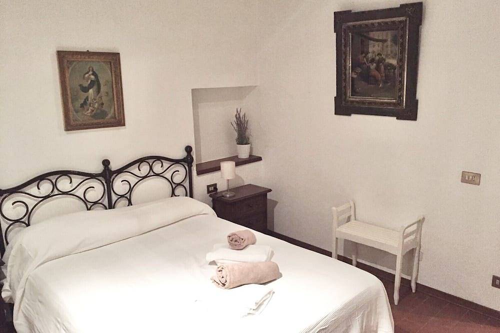 Hübsches Einfamilienhaus in der Landschaft von Camaiore\nlast-Minute-Rabatt 10 % in Camaiore, Italienische Riviera