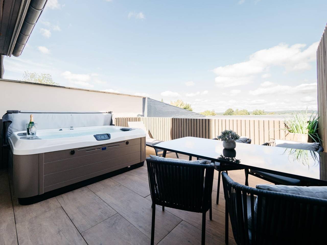 Ganze Wohnung, Relax-Suite mit Whirlpool in Burg-Reuland, Lüttich und Umgebung