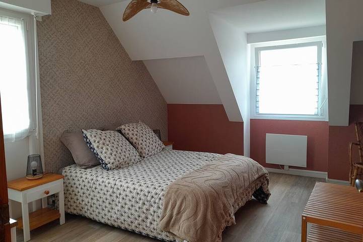 Location de vacances pour 6 personnes, avec jardin et terrasse dans Plage de la Joie - 2