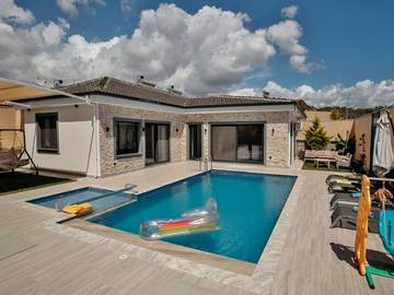 Villa for 4 People in Fethiye, Muğla Province, Photo 2
