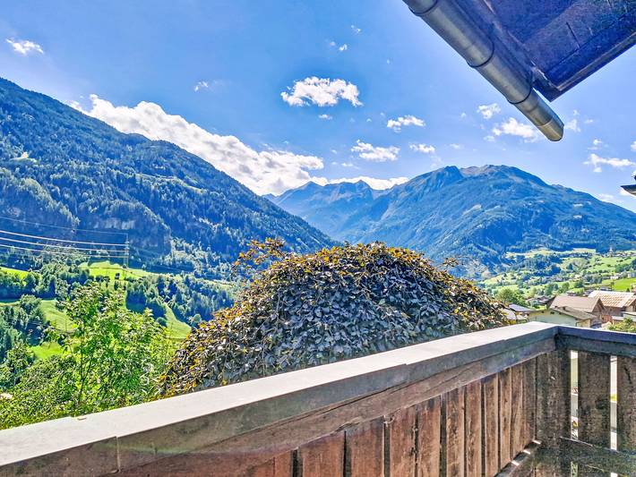 Ferienhaus für 8 Personen, mit Balkon und Terrasse sowie Garten und Ausblick in Wenns - 4