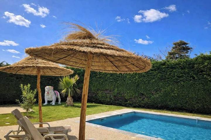 Location de vacances pour 7 personnes, avec terrasse et jardin, animaux acceptés à Bon-Encontre