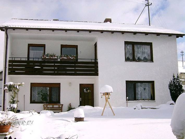 Ferienhaus für 2 Personen, mit Terrasse und Garten am Starnberger See