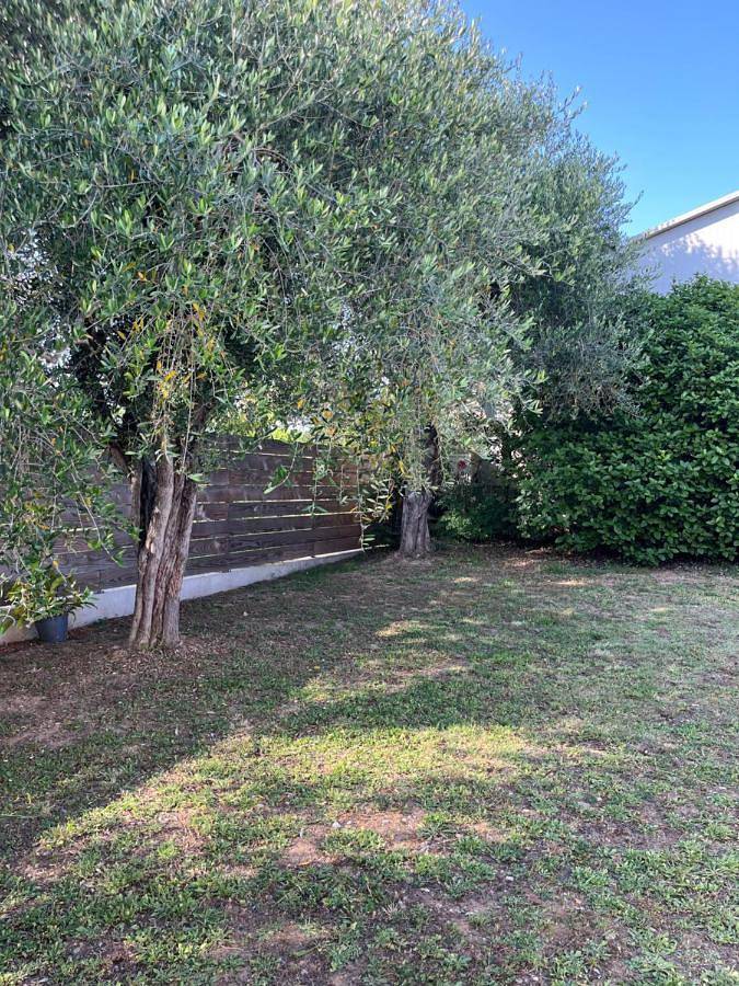 Location de vacances pour 5 personnes, avec jardin ainsi que piscine et vue dans Parc de Vaugrenier - 3