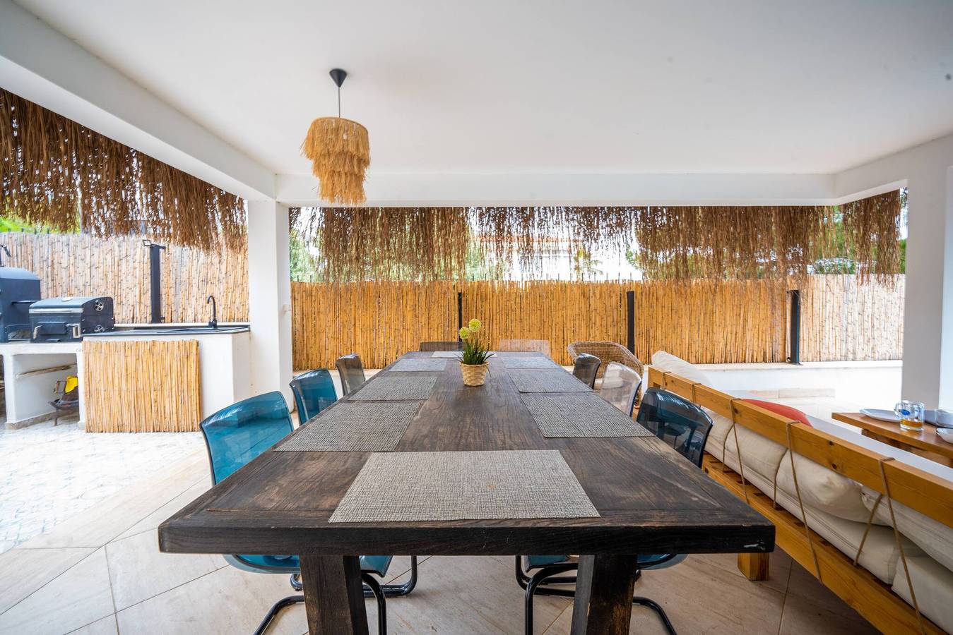 Luxus-Ferienvilla am Meer mit Privatsphäre in Cesme, Türkische Ägäis