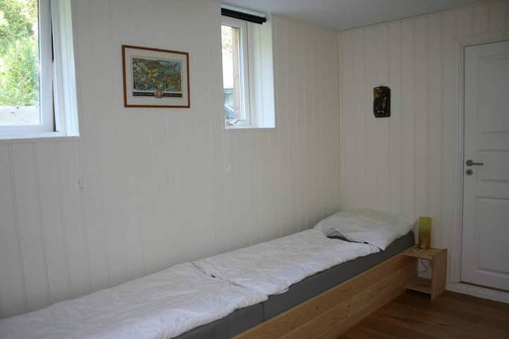 Ganze Wohnung, Gemütliche Ferienwohnung direkt am Fjord in Hyllestad