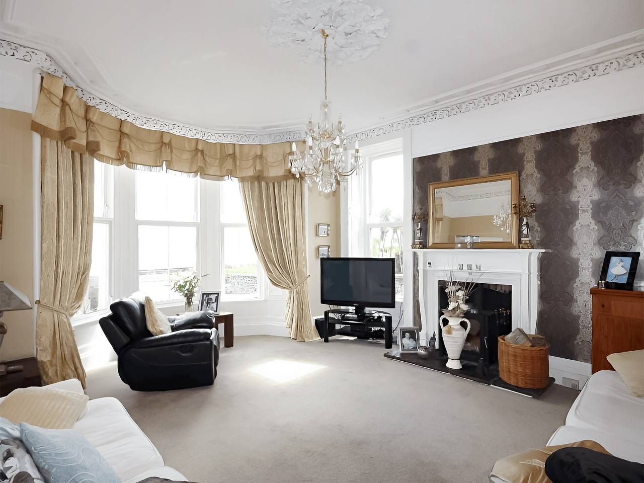 Island Seaview Villa in Isle of Bute, Argyll & Bute