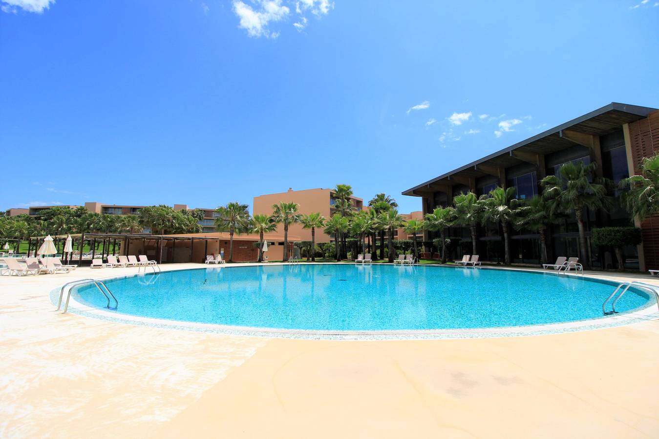 Apartamento inteiro, Albufeira Salgados Premium 1 With Pool in Pêra, Alcantarilha e Pêra