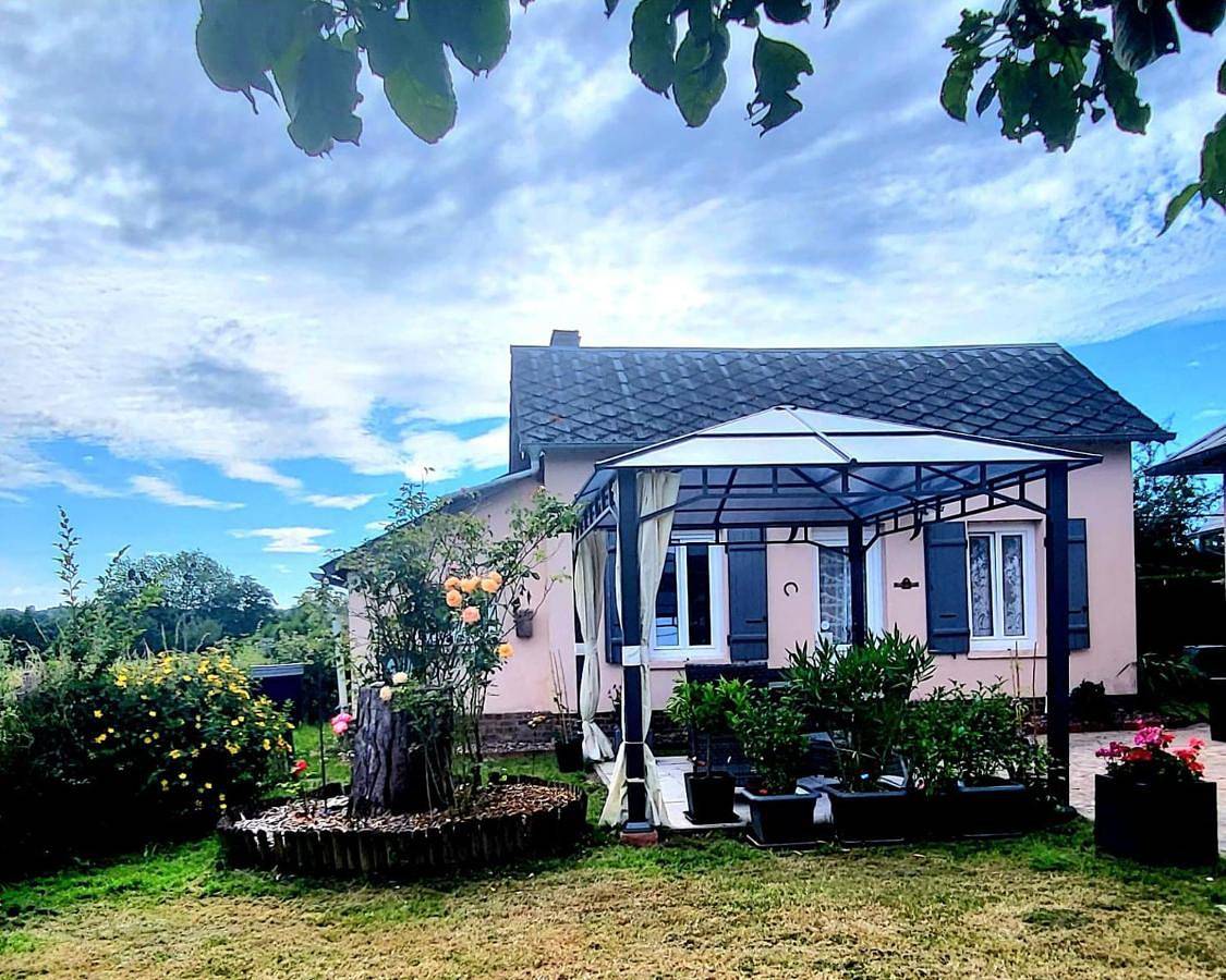 Le Cœur sur la Main - Jéricho Meublé de Tourisme in Sommery, Région de Dieppe