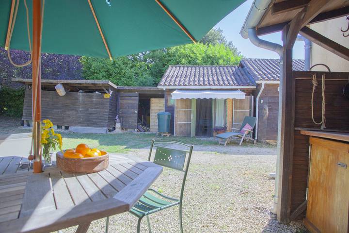 Gîte pour 5 personnes, avec Piscine à Sainte-Nathalène