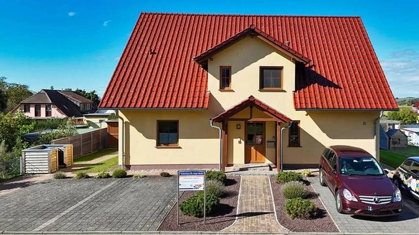 Ferienwohnung für 5 Personen, mit Sauna und Garten in Thiessow