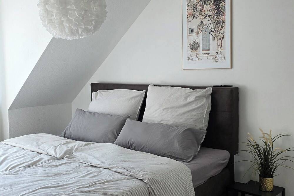 Entire apartment, Vacation apartment Schacht 4 - modern comfort in Bochum.   New in the rental! in Bochum, Ruhr district