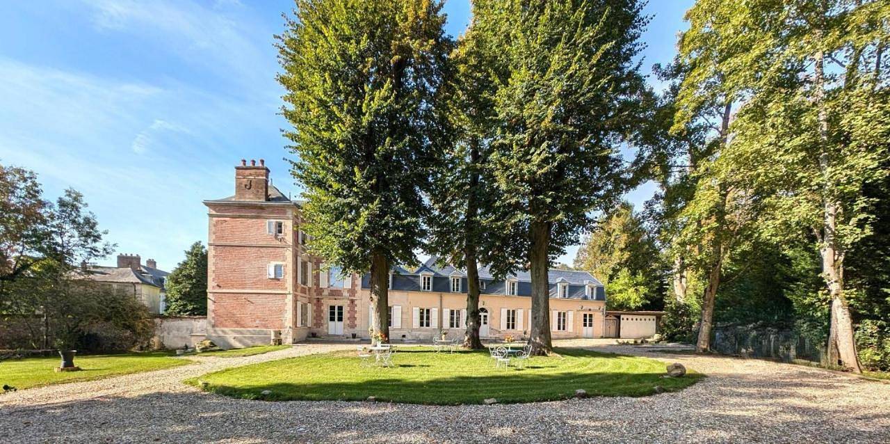 Pavillon des communs in Anserville, Oise
