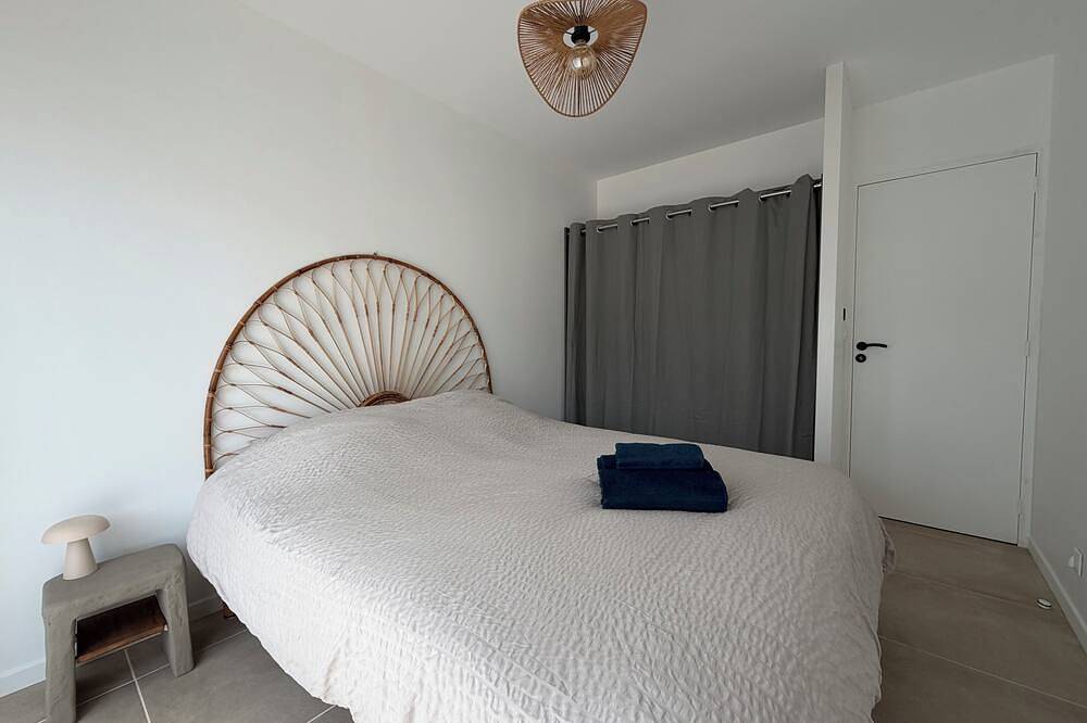 Cozy house with a hot tub in Audenge, Arcachon und Umgebung