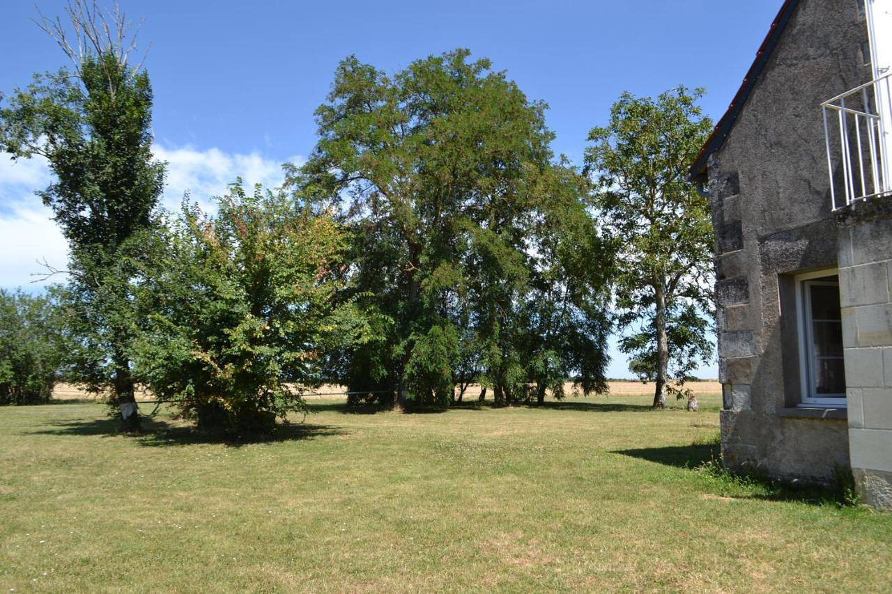 Appartement de vacances entier, Twin Room with Shared Bathroom in Saint-Épain, Vallée de la Loire