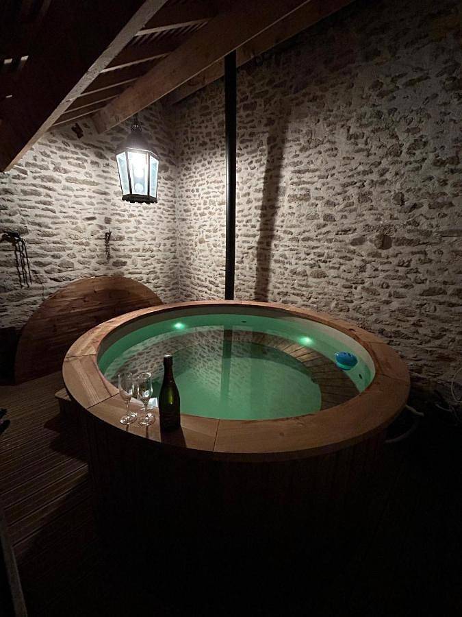 Maison de vacances pour 17 personnes, avec Jacuzzi ainsi que Terrasse et Vue