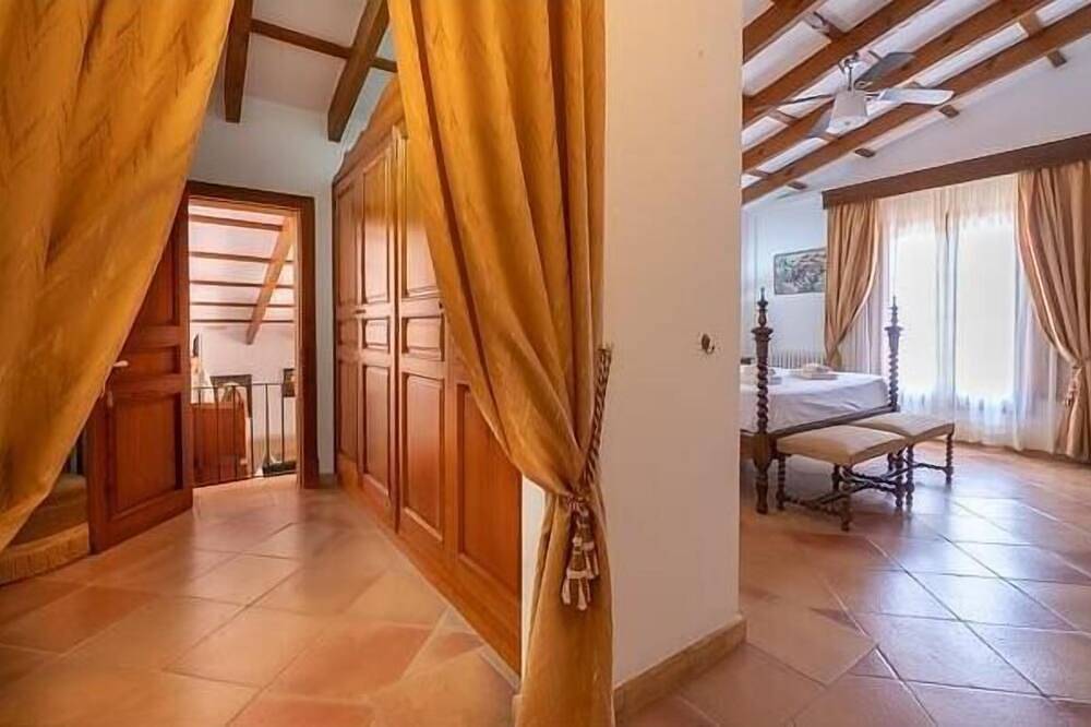 Amazing home in Son Servera in Costa dels Pins, Son Servera