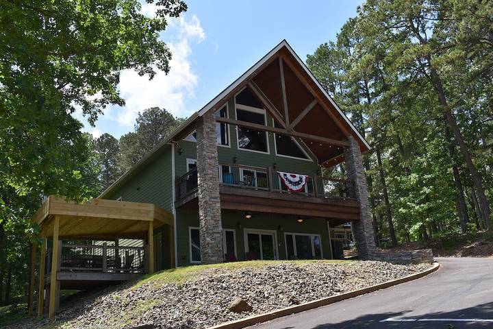 Vacation rental for 8 people, with balcony in Ozark Mountains