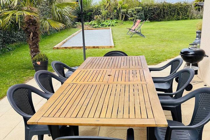 Ferienhaus für 8 Personen, mit Terrasse und Garten
