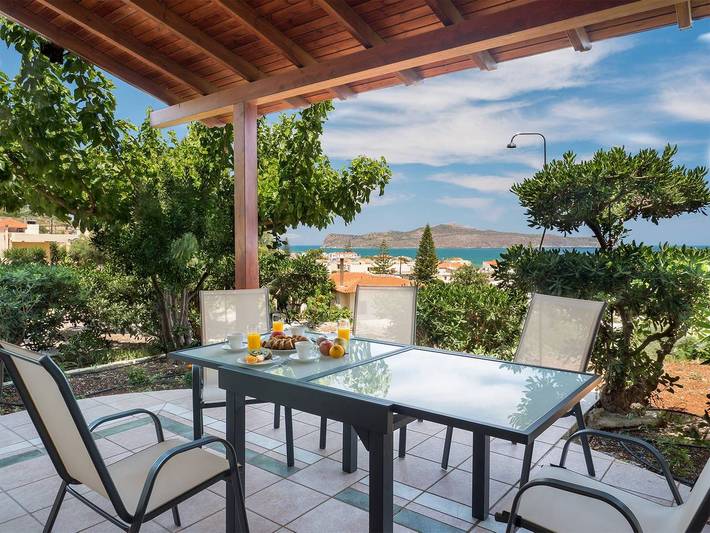 Vakantiehuis voor 6 personen, met Uitzicht op zee en Tuin in Chania