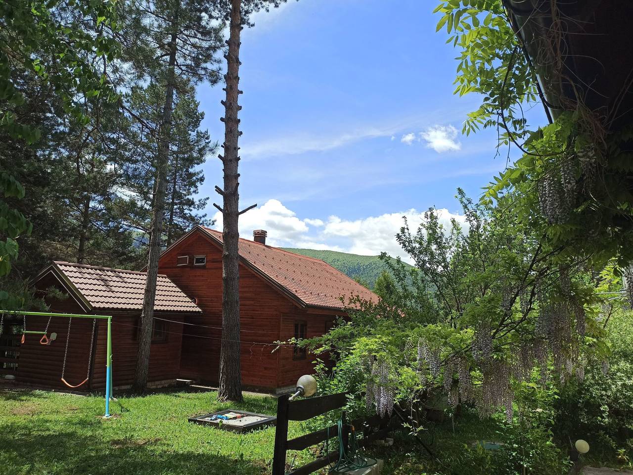 Finca "5-Schlafzimmer-Haus" mit Bergblick in Rudanovac, Plitvicer Seen