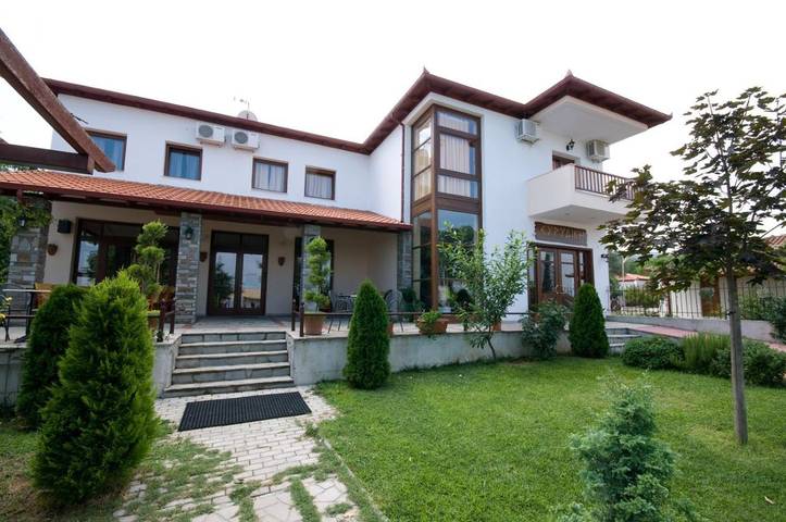 Gîte pour 2 personnes, avec Terrasse ainsi que Jardin et Vue dans Vergina