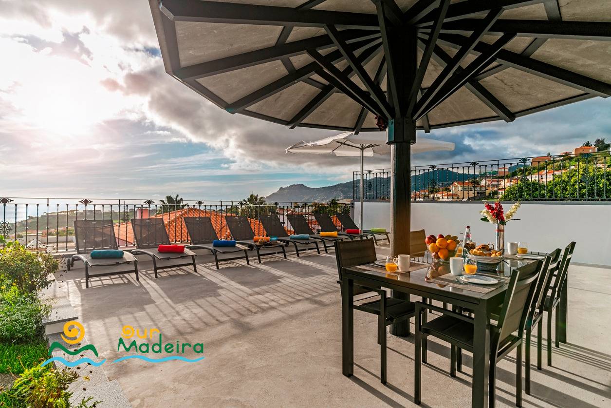 Fabulous villa in Funchal, large pool | Belair in Santo António (Madeira), Madeira
