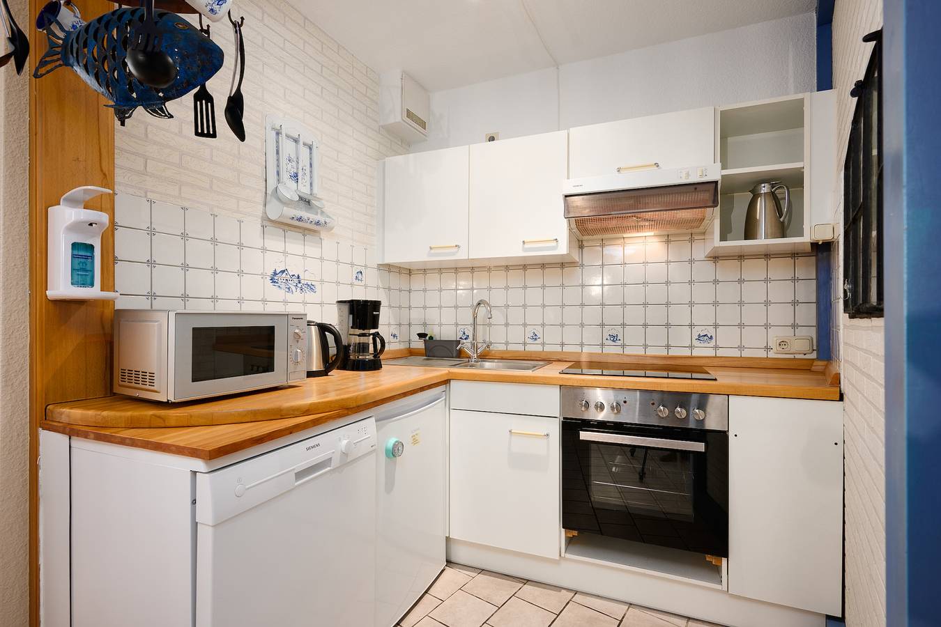 Ganze Ferienwohnung, Deichweg 33 Käptns Kajüte in Kalifornien (Ostsee), Schönberg