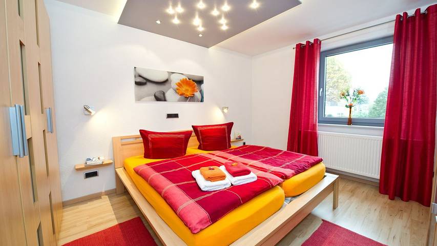Ferienwohnung für 6 Personen, mit Garten und Balkon in Bensheim