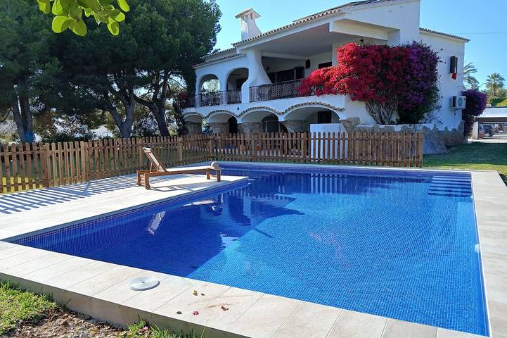 Holiday rental for 8 people, with Garden in Moraira
