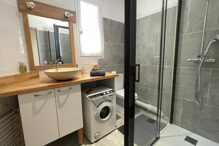 Gîte pour 2 personnes, avec piscine et terrasse, animaux acceptés à Paradou - 4