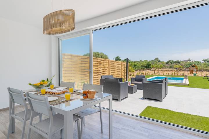 Apartamento para 8 personas, con Balcón y Terraza en Llubí