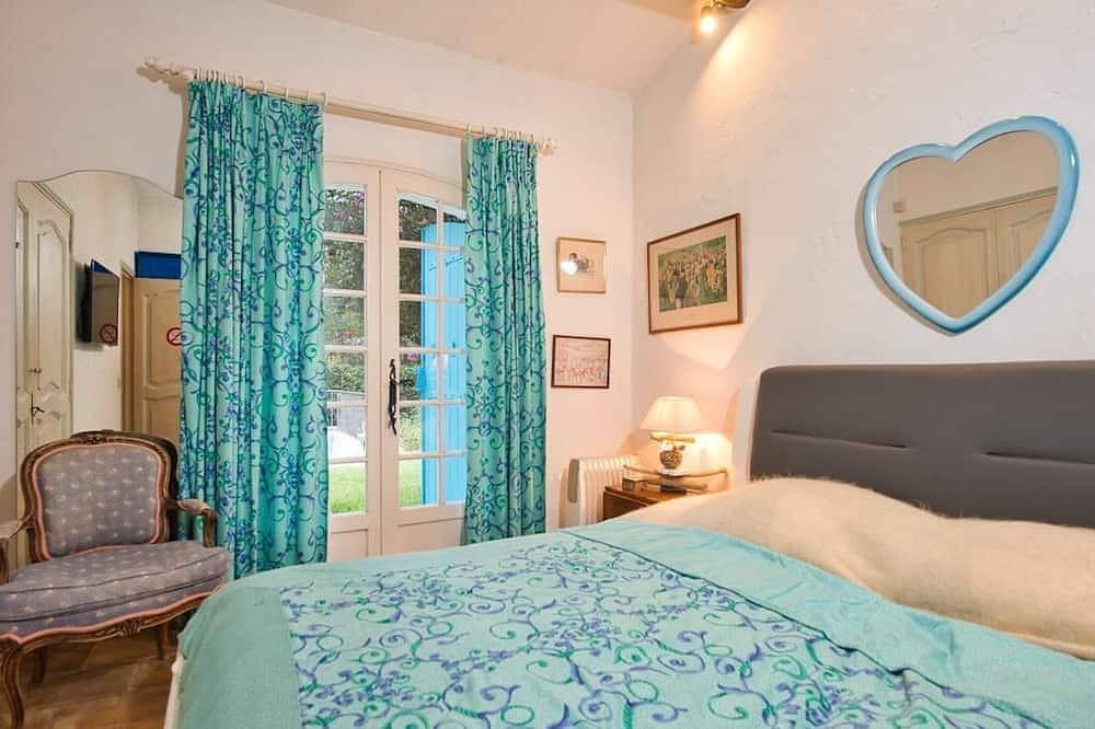Villa with swimming pool walking distance from the beach in Pampelonne, Ramatuelle