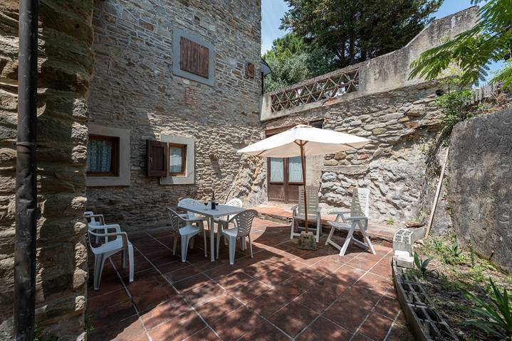 Ferienhaus für 6 Personen, mit Balkon und Garten