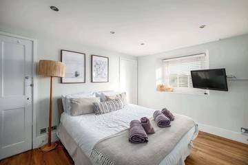 Beach House for 10 People in Bovisand, South Devon, Photo 3