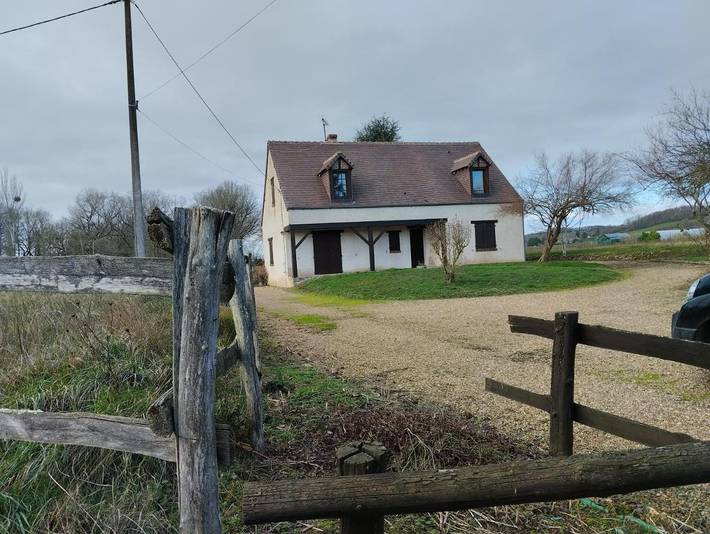 Chambre d’hôte pour 8 personnes, avec Terrasse ainsi que Jardin et Vue à Troo