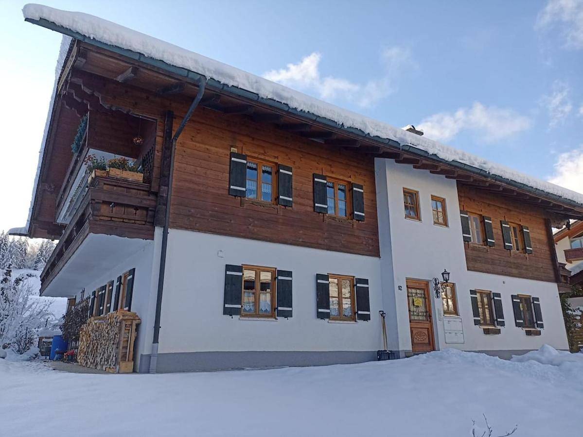 Ganze Wohnung, Traumhafte Wohnung im Chiemgau in Weissbach an der Alpenstrasse, Schneizlreuth