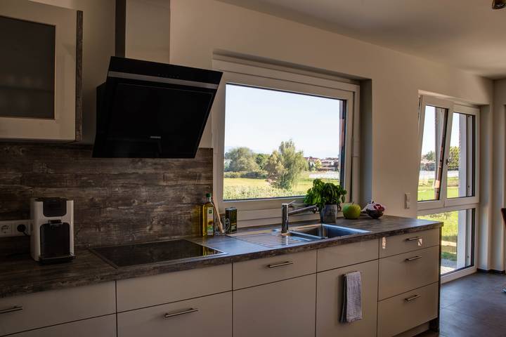 Ganze Wohnung, "Alpenblick 2 - Ferienwohnung" mit Blick auf die Berge in Bodolz, Bayerisch Schwaben