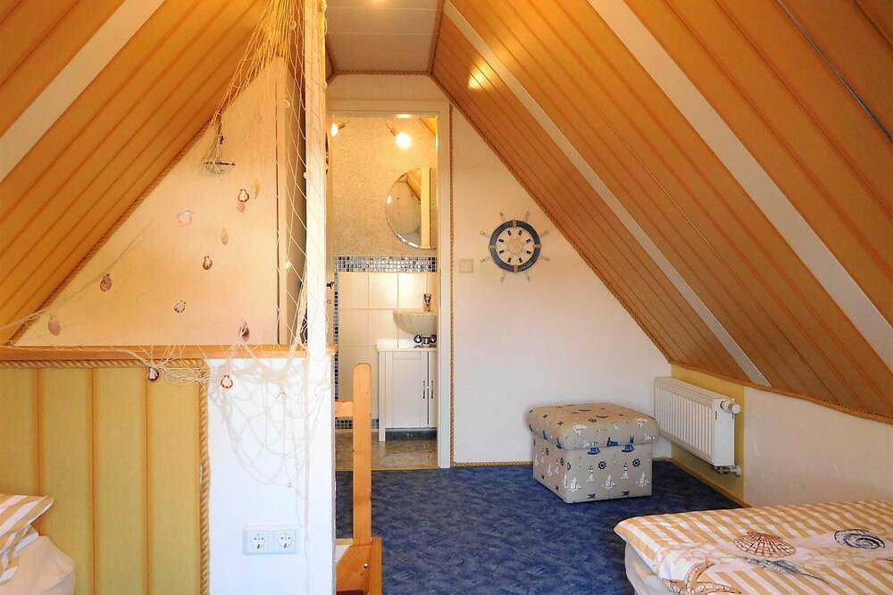# Putbus, Komfortfewo Steuerrad - Komfortferienwohnung Steuerrad in Kasnevitz, Putbus