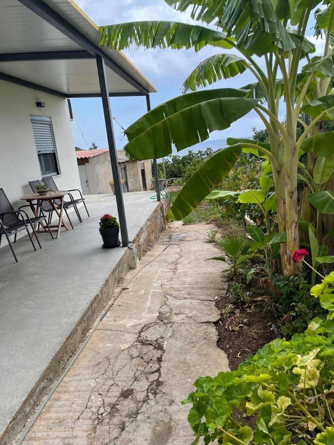 Bungalow für 4 Personen, mit Ausblick und Garten, mit Haustier auf den Peloponnes - 2