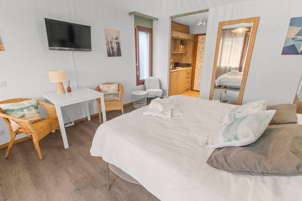 Ganze Wohnung, Charmant studio calme et lumineux proche du lac in Delley-Portalban, Murtensee & Estavayer-le-Lac Region