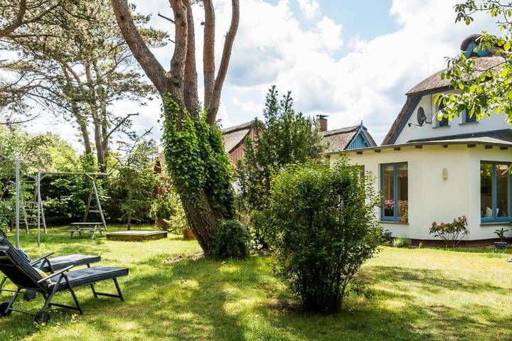 Ferienhaus für 8 Personen, mit Ausblick und Garten, mit Haustier in Wustrow - 2