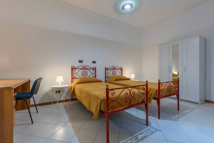 Appartamento intero, Guesthost - Doctor House - Bologna in Bologna, Provincia di Bologna