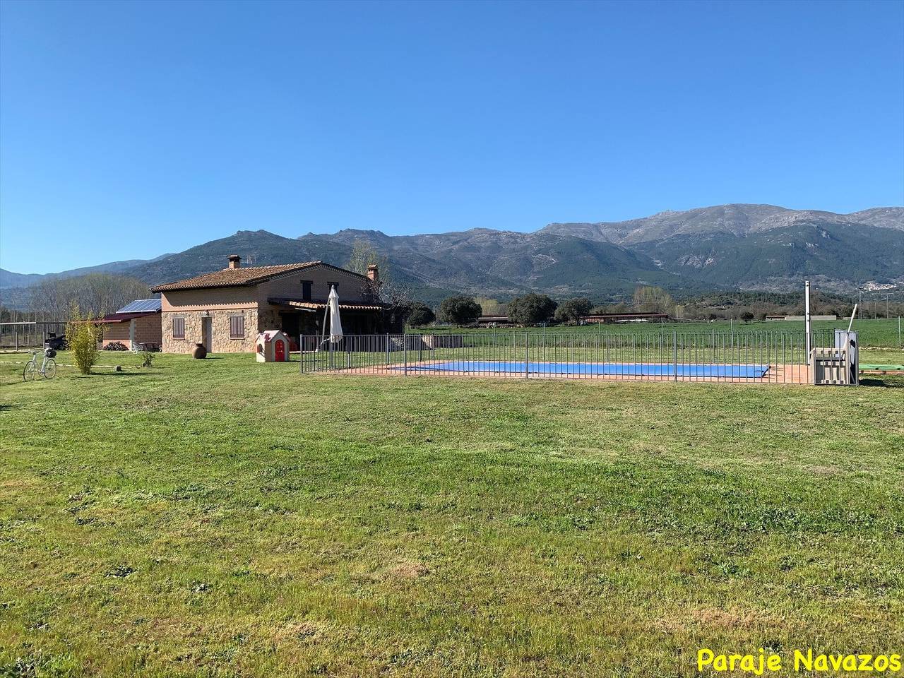Paraje Navazos – Landhaus Sierra de Gredos mit Pool und Bergblick in Gavilanes, Valle del Tiétar