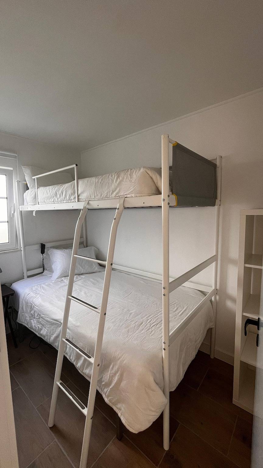 Casa de Férias 'Oliveira Brava T2' com Vista Serra, Piscina Privada e Wi-Fi in Porto Covo, Costa Alentejana