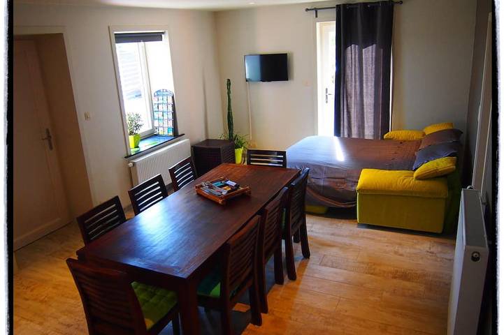 Gîte pour 3 personnes, avec terrasse et jardin à Ellezelles - 2